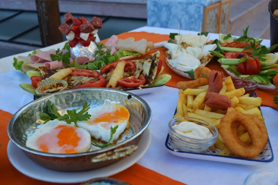 Cunda Flamingo Otel Balıkesir Buitenkant foto